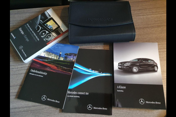 Mercedes-Benz A-Klasse 180 AMG / NAP / PANO / CARPLAY / ALCANTARA / FLIPPERS / SENSOR V+A / CRUISE / NAVI / LED V+A !