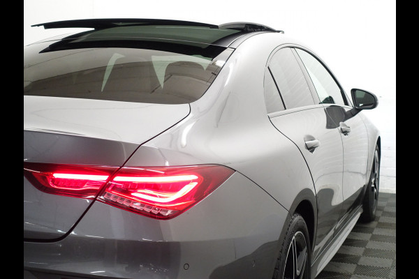 Mercedes-Benz CLA-Klasse AMG Night Ed Autom- Panodak I Xenon Led I Widescreen I Leer I Stoelverw