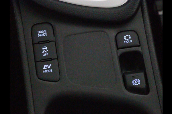 Toyota Yaris 1.5 Hybrid Dynamic | Apple Carplay & AndroidAUTO | 10 jaar garantie | Nieuw direct leverbaar