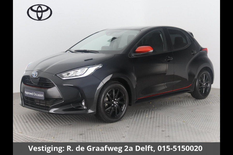 Toyota Yaris 1.5 Hybrid Black Edition | 10 JAAR GARANTIE! | Stoelverwarming | Apple CarPlay & AndroidAUTO | Camera