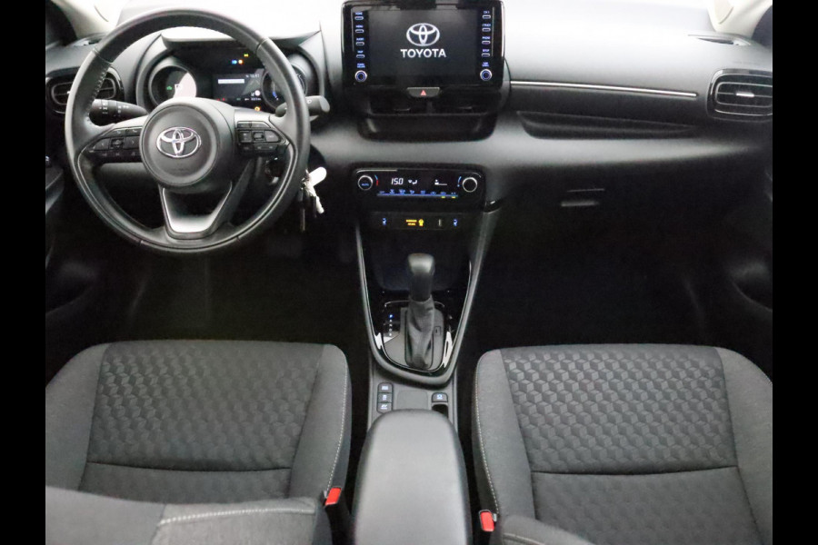 Toyota Yaris 1.5 Hybrid Black Edition | 10 JAAR GARANTIE! | Stoelverwarming | Apple CarPlay & AndroidAUTO | Camera