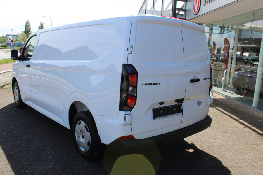 Ford Transit Custom 300 2.0-136pk EcoBlue L2H1 Trend. Profiteer nu van BPM voordeel 2024 ! , Uit voorraad leverbaar, Camera, LED koplampen, Cruise Control, Aut. Airco, App Connect, Winterpack