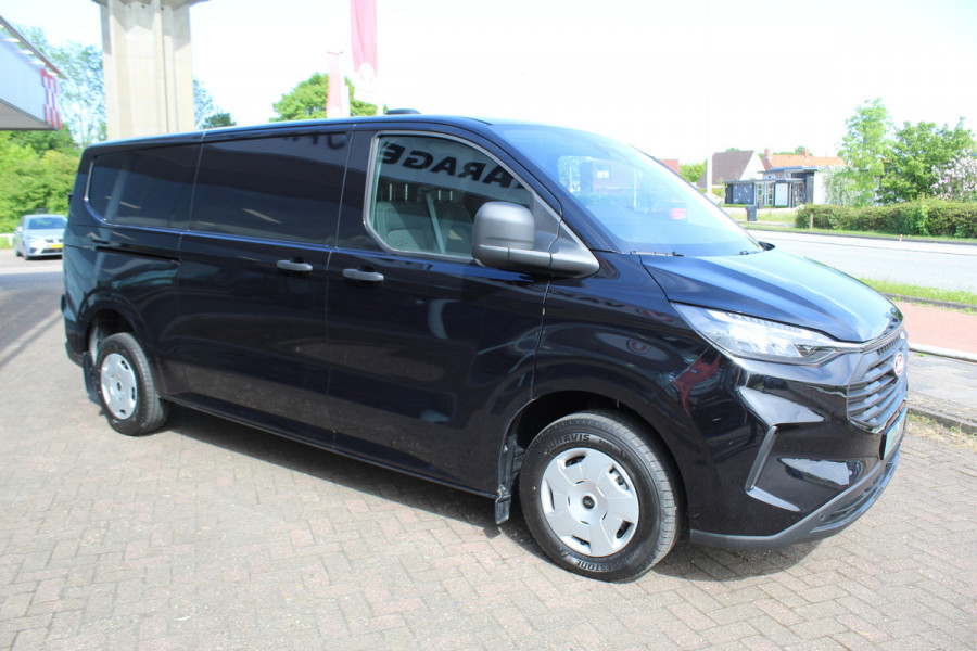 Ford Transit Custom 320 2.0-136pk TDCI L2H1 ´Trend´ schuifdeur li.+re. ! Profiteer nu nog van BPM voordeel  2024 ! , uit voorraad leverbaar Camera, LED koplampen, Cruise Control, Aut. Airco, Navigatie by Apple / Android, verwarmd voorraam etc.