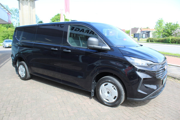 Ford Transit Custom 320 2.0-136pk TDCI L2H1 ´Trend´ schuifdeur li.+re. ! Profiteer nu nog van BPM voordeel  2024 ! , uit voorraad leverbaar Camera, LED koplampen, Cruise Control, Aut. Airco, Navigatie by Apple / Android, verwarmd voorraam etc.