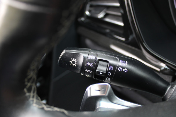 Kia Niro 1.6 GDi PHEV ExecutiveLine | Trekhaak | Airco | Navi | Cruise | Camera | Plug-in | JBL audio |