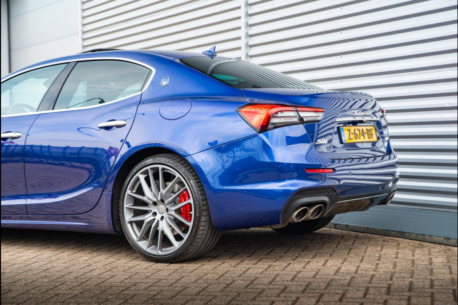 Maserati Ghibli 3.0 V6 S Q4 Ribelle Schuifdak Adapt. Cruise Alcantara hemel