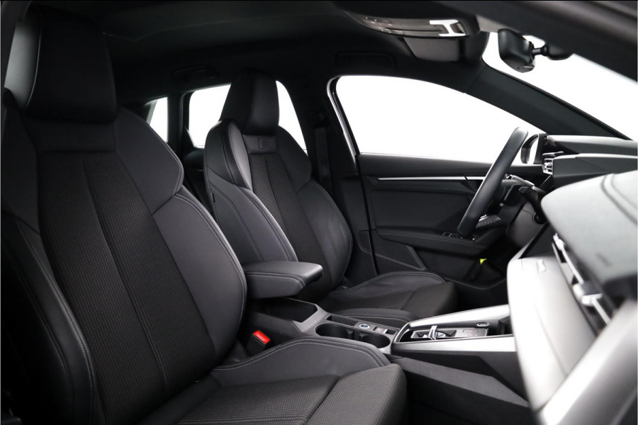 Audi A3 Sportback 30 TFSI S-Line 111 pk Automaat (S-Tronic) | Verlengde garantie | Navigatie | Parkeersensoren (Park assist) | Autom. ai