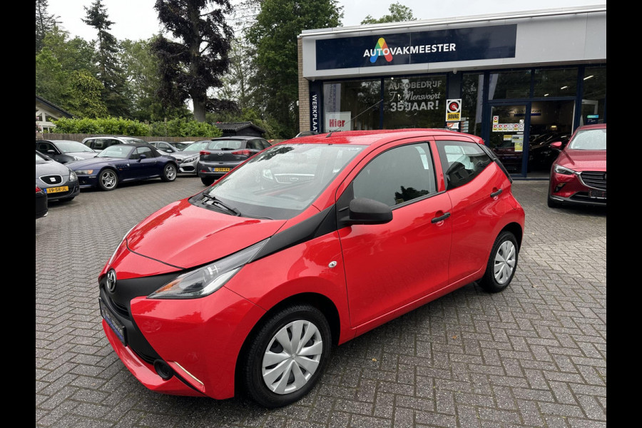 Toyota Aygo 1.0 VVT-i x-now 5 drs 1eEig|51dkm!|Airco|LED