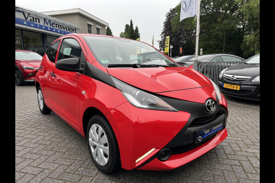 Toyota Aygo 1.0 VVT-i x-now 5 drs 1eEig|51dkm!|Airco|LED