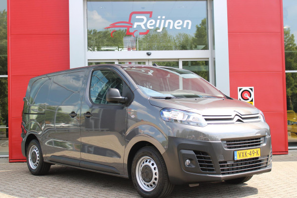 Citroën ë-Jumpy L2 136PK AUTOMAAT 75 kWh | 18 STUKS OP VOORRAAD!| NAVIGATIE 10" TOUCHSCREEN | ACHTERUITRIJ CAMERA | APPLE CARPLAY/ANDROID AUTO | PARKEERSENSOREN | CRUISE CONTROL | DAB+ RADIO | NIEUWE BUS! | 3-ZITS |