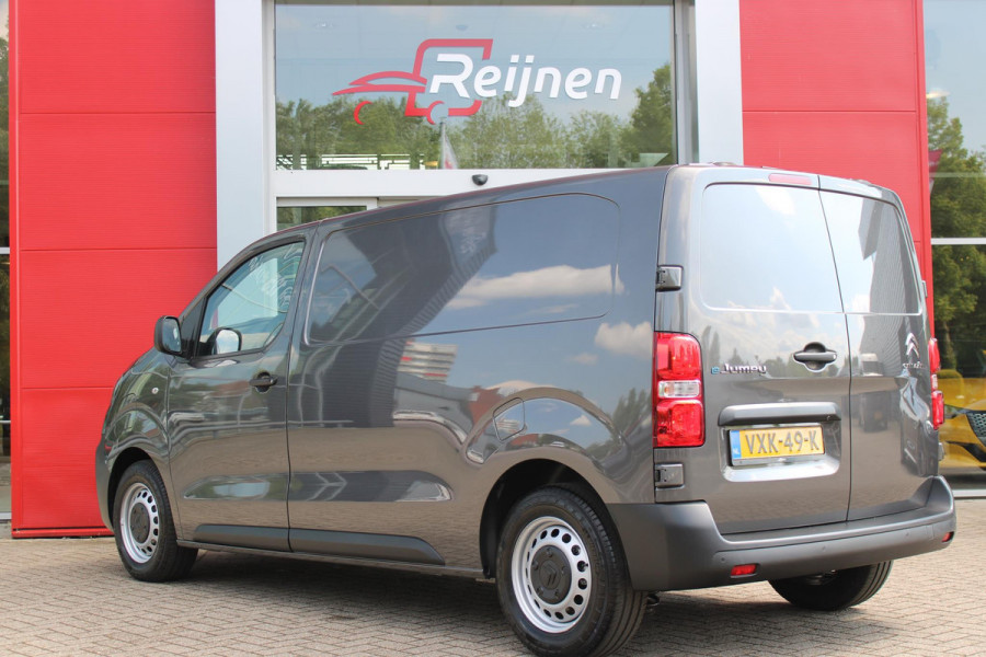 Citroën ë-Jumpy L2 136PK AUTOMAAT 75 kWh | 18 STUKS OP VOORRAAD!| NAVIGATIE 10" TOUCHSCREEN | ACHTERUITRIJ CAMERA | APPLE CARPLAY/ANDROID AUTO | PARKEERSENSOREN | CRUISE CONTROL | DAB+ RADIO | NIEUWE BUS! | 3-ZITS |