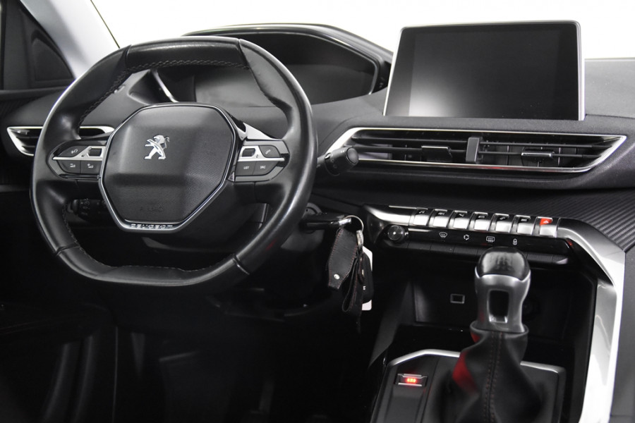 Peugeot 3008 Allure 130 *Navigatie*Leer*Trekhaak*