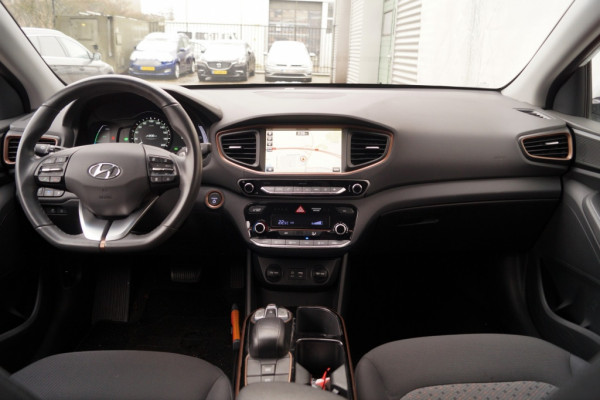 Hyundai IONIQ Comfort EV Limited Automaat -NAVI-ECC-PDC-