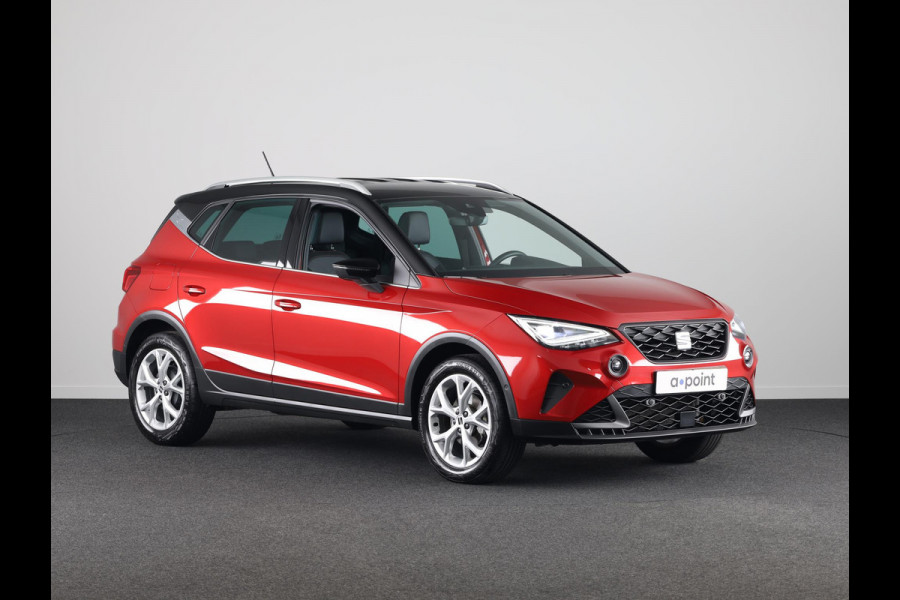 Seat Arona 1.0 TSI FR Business Connect 95 pk | Verlengde garantie | Navigatie via App | Parkeersensoren (Park assist) | Achteruitrijcamera | Stoelverwarming |