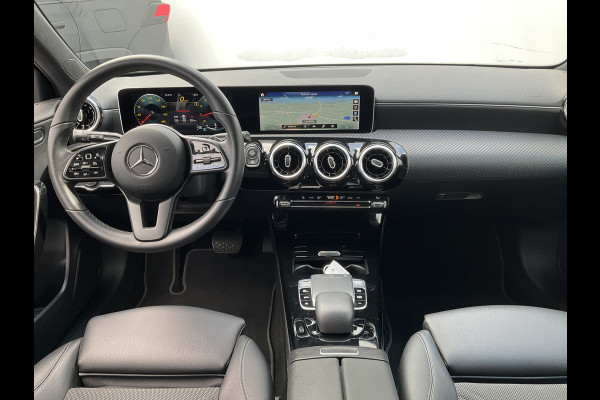 Mercedes-Benz A-Klasse 200 164pk Automaat Business Solution Plus Upgrade Widescreen 1Eig