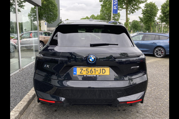 BMW iX xDrive40 Executive 77 kWh