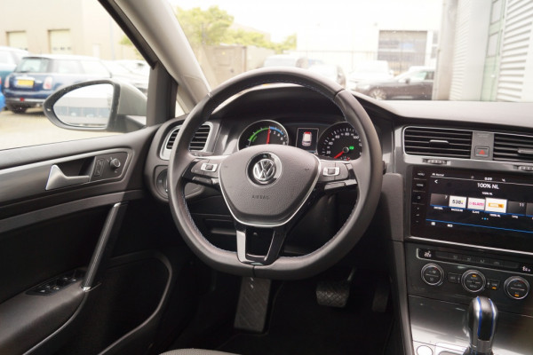 Volkswagen e-Golf e-Golf Automaat -NAVI-ACC-LED-ECC-PDC-