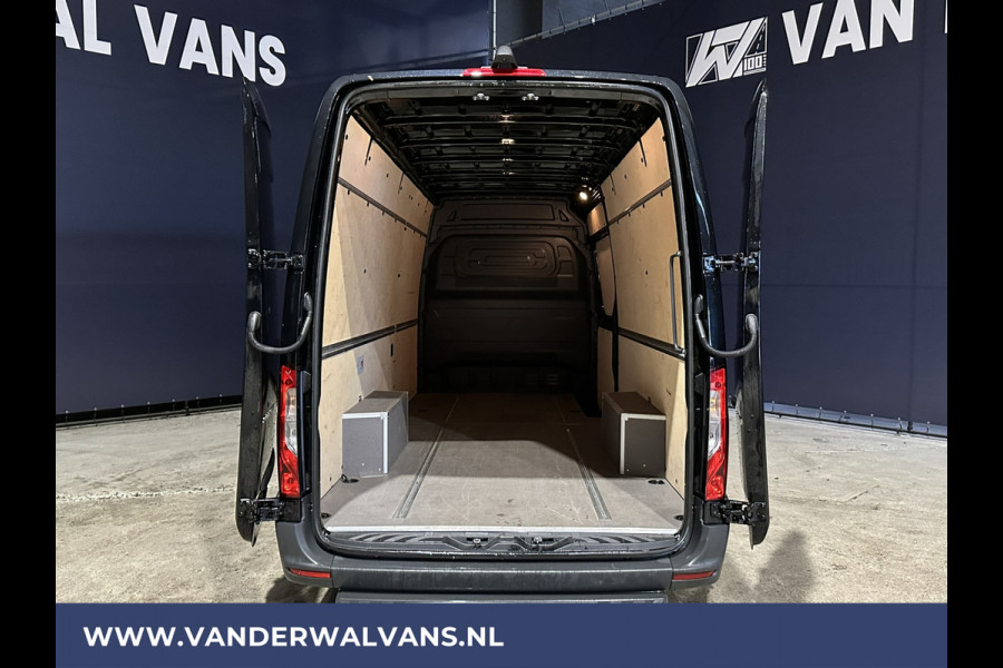 Mercedes-Benz Sprinter 317 CDI 170pk **BPM VRIJ voor de Ondernemer** L3H2 Euro6 Airco | Camera | Apple Carplay | Cruisecontrol | Stoelverwarming Chauffeursstoel, Bijrijdersbank, Android Auto, MBUX