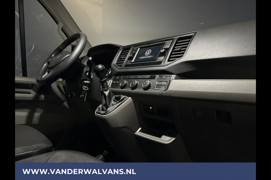 Volkswagen Crafter 2.0 TDI 140pk L4H3 L3H2 Euro6 Airco | Camera | Apple Carplay | Parkeersensoren Android Auto, Bijrijdersbank, 3000kg Trekvermogen