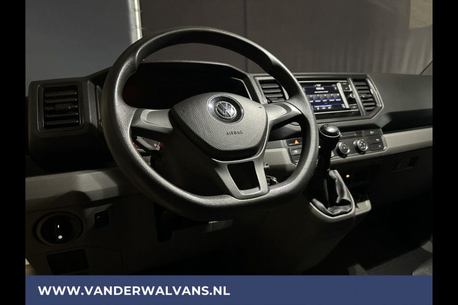 Volkswagen Crafter 2.0 TDI 140pk L4H3 L3H2 Euro6 Airco | Camera | Apple Carplay | Parkeersensoren Android Auto, Bijrijdersbank, 3000kg Trekvermogen