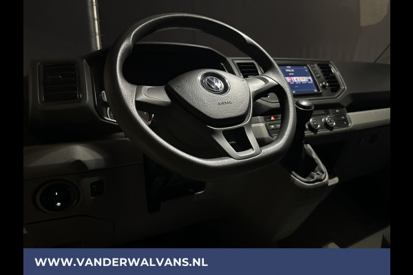 Volkswagen Crafter 2.0TDI 140pk L3H3 L2H2 Euro6 Airco | 3000kg Trekvermogen | Apple Carplay | Android Auto Parkeersensoren, Bijrijdersbank, 1511kg laadvermogen