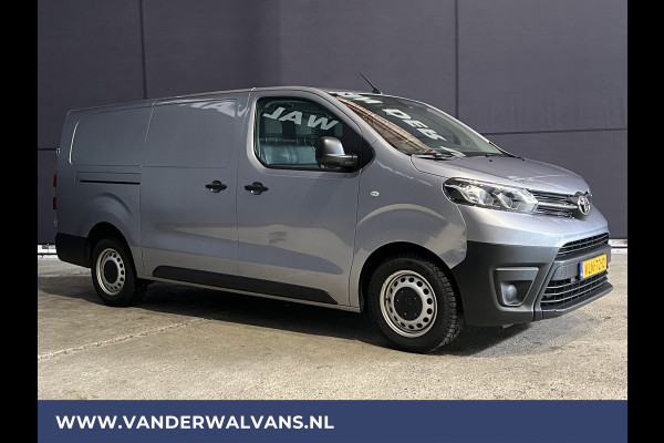 Toyota ProAce 2.0 D-4D 122pk L3H1 XL Euro6 Airco | 2500kg Trekhaak | Navigatie | Parkeersensoren Bijrijdersbank, cruisecontrol, apple carplay, android auto