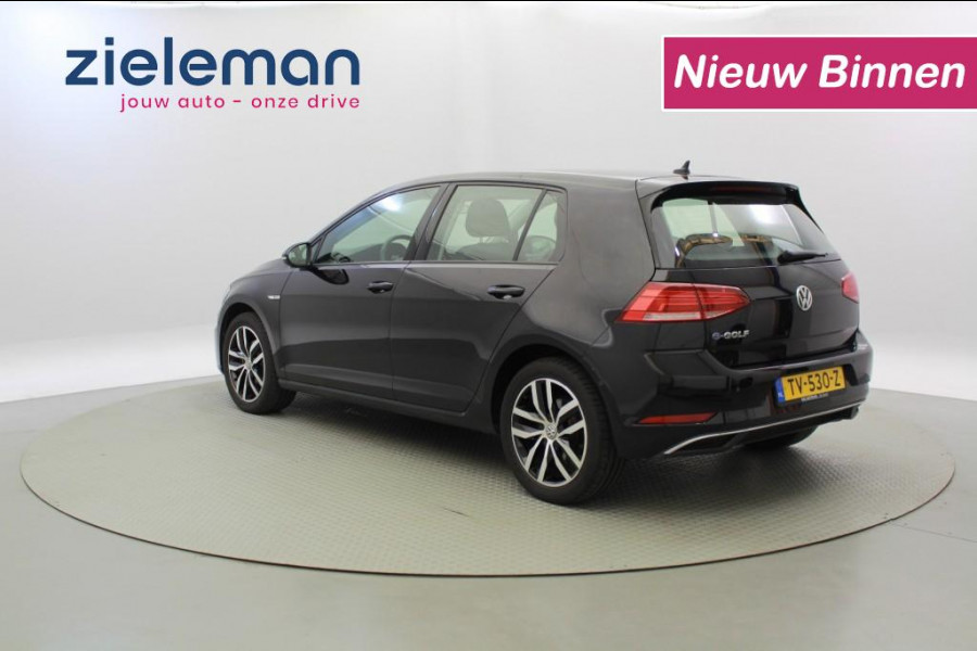 Volkswagen e-Golf Electric Sportsline (14.000,- NA SUBSIDIE) - CarPlay, PDC, LED