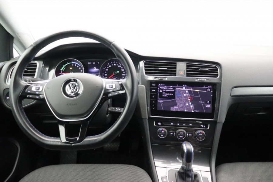 Volkswagen Golf E-Golf Sportsline (14.000,- NA SUBSIDIE) - CarPlay, PDC, LED