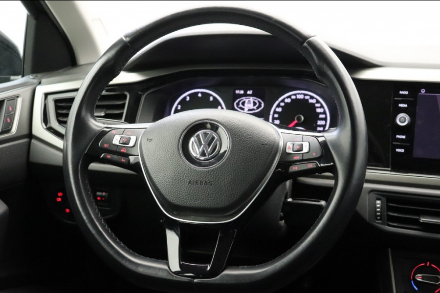 Volkswagen Polo 1.0 TSI Comfortline Business - CarPlay, Adaptive Cruise