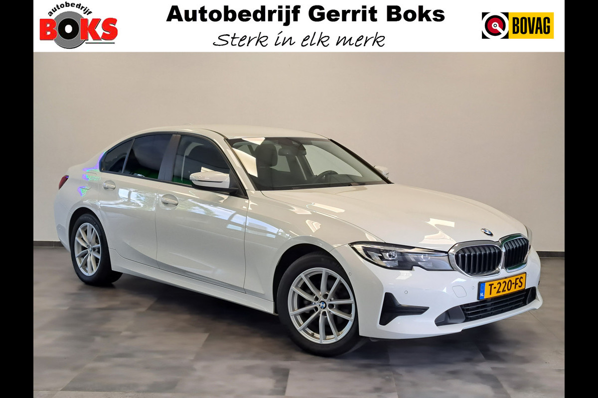 BMW 3 Serie 318i Executive Navigatie Clima Cruise PDC LM 157 PK! 2 jaar garantie mogelijk* (vraag naar de voorwaarden)