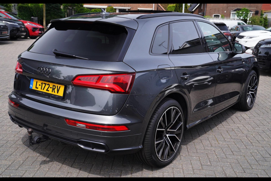 Audi SQ5 3.0 TFSI SQ5 Quattro | Panorama | Elektrische trekhaak | Luchtvering | Adaptieve Cruise | Motorsound | Head up display