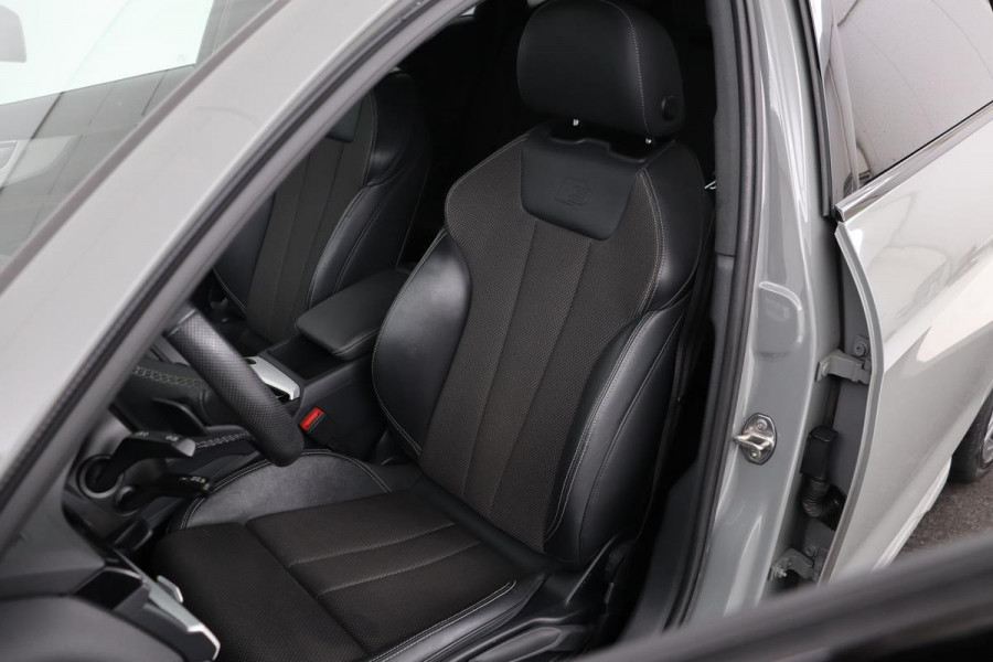 Audi A4 35 TFSI S edition | Full LED | Sportstoelen | Virtual Cockpit | Navigatie | Half leder | Cruise control | PDC | Climate control | S-Line