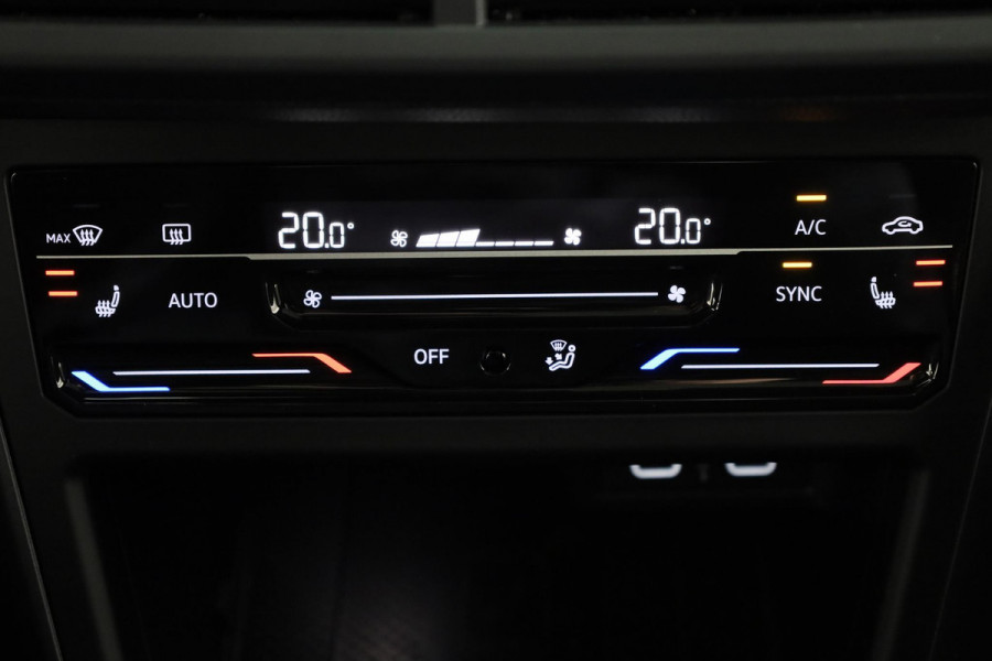 Volkswagen Polo 1.0 TSI R-Line 110 PK Automaat (DSG) | Panodak | Keyless entry | Navigatie | Camera | Vol