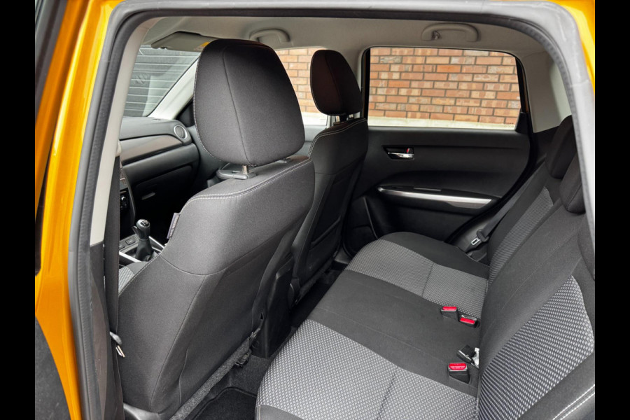 Suzuki Vitara 1.0 Boosterjet Select / Navigatie + Camera / Climate control / Stoelverwarming / Cruise Control / 1e Eigenaar