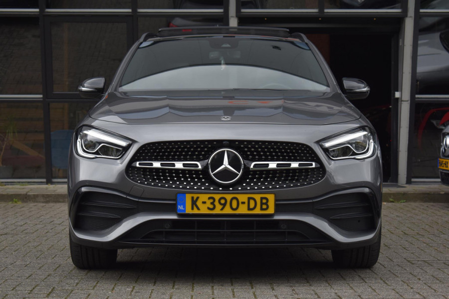 Mercedes-Benz GLA 200 Business Solution AMG Pano Camera Navi