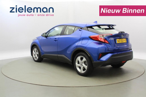 Toyota C-HR 1.8 Hybrid Dynamic - CarPlay, Navi, Camera