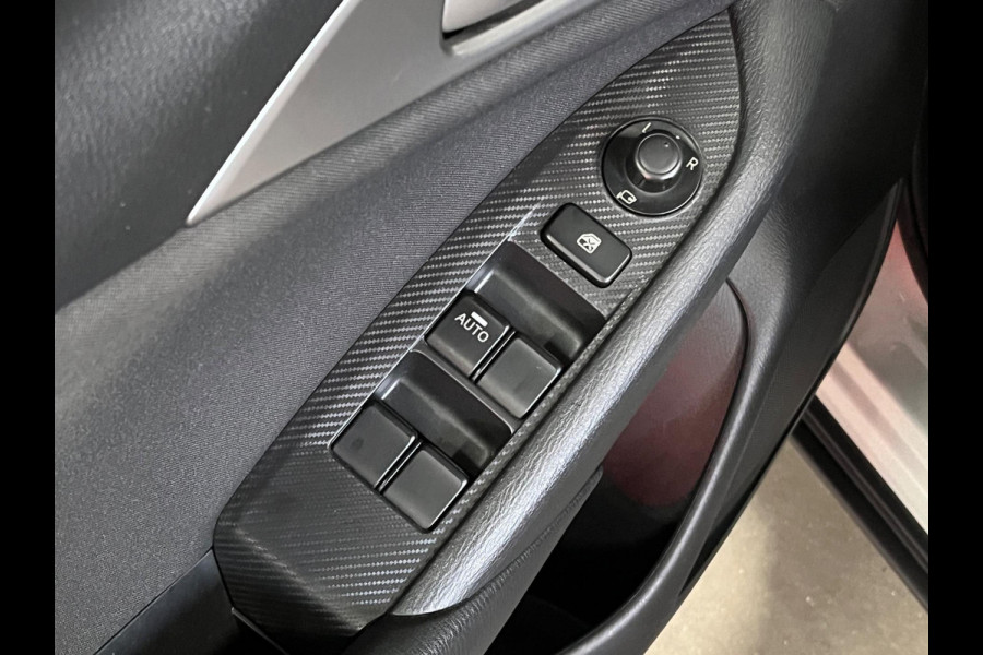 Mazda CX-3 2.0L 2WD Exclusive Trekhaak | Navigatie | Cruise & Climate c. | Parkeersensoren