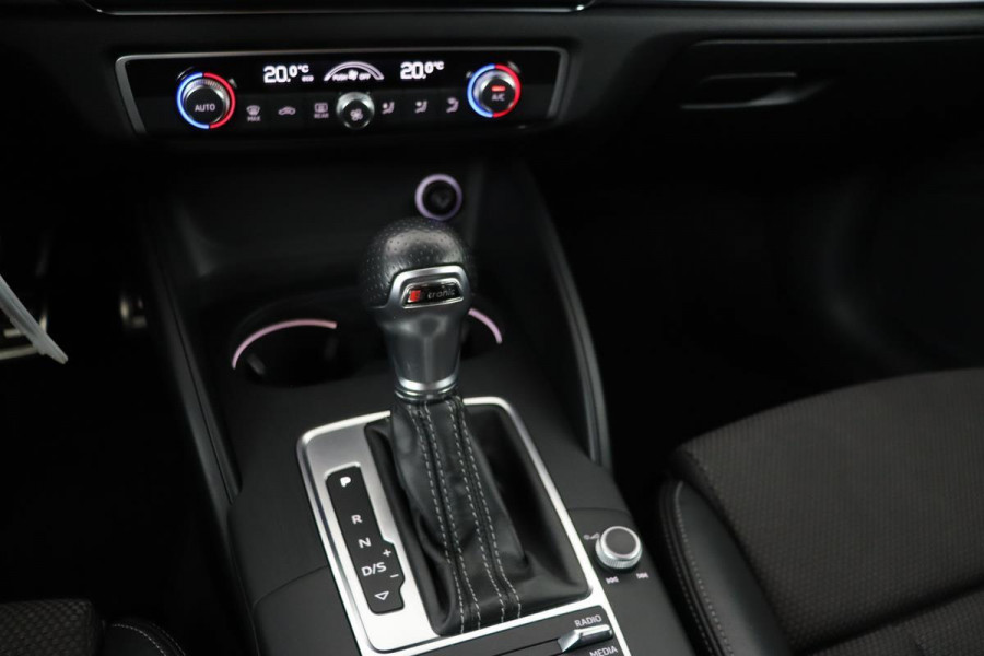 Audi A3 1.5 TFSI Sport S-Line Edition | Full LED | Sportstoelen | Navigatie | Climate control | PDC | Cruise control | Bluetooth