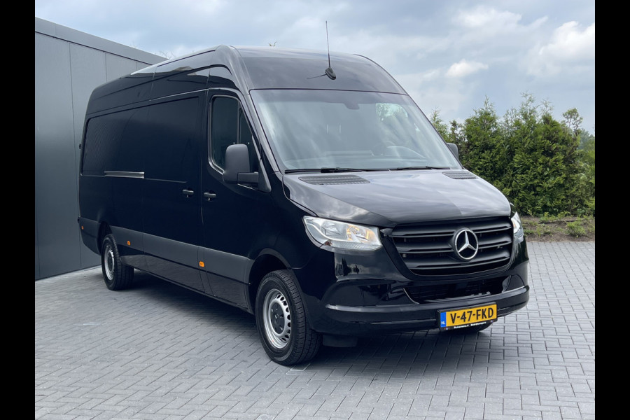 Mercedes-Benz Sprinter V6 319 CDI / L3H2 / AUTOMAAT / AIRCO / CRUISE / CAMERA / CARPLAY / 3-ZITS