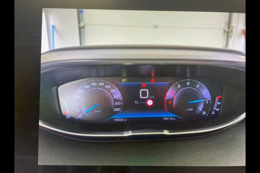 Peugeot 3008 1.2 PureTech Business - LED, Carplay, Camera