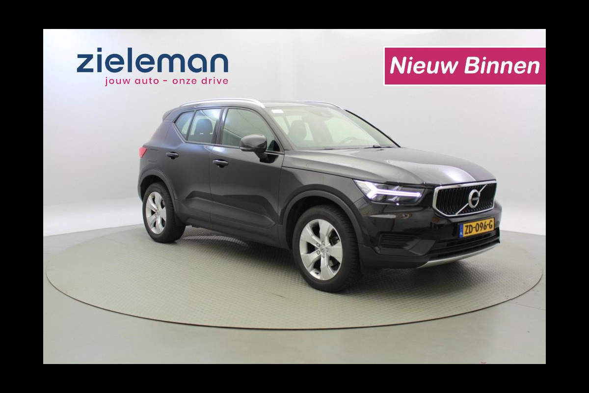 Volvo XC40 2.0 D3 Momentum - Navi, LED, Camera