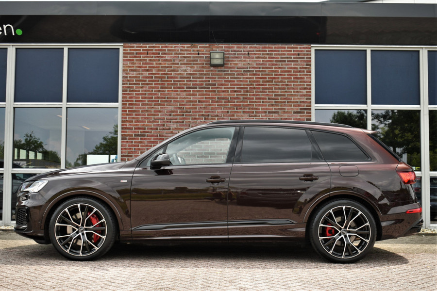 Audi Q7 60 TFSI e quattro Competition Pano Trekh S-zetels ACC Massage B&O 22inch Luchtv