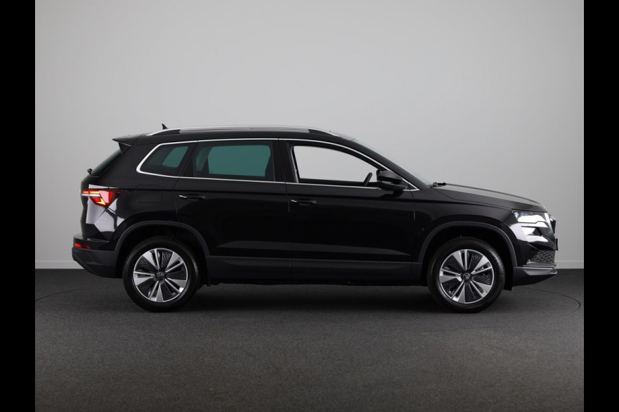 Škoda Karoq Business Edition Plus 1.5 TSI 150 pk DSG-7 | LEDER | TREKHAAK | SCHUIFDAK | TRAVEL ASSIST |