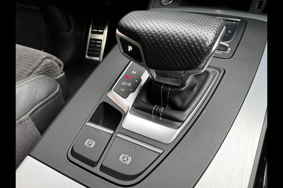Audi Q5 2.0 TFSI quattro Sport S Line Black Edition / 252 PK / Trekhaak / Adaptive Cruise / Elek. Stoelen + Memory / Navigatie
