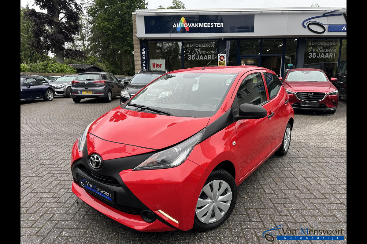 Toyota Aygo 1.0 VVT-i x-now 5 drs 1eEig|51dkm!|Airco|LED