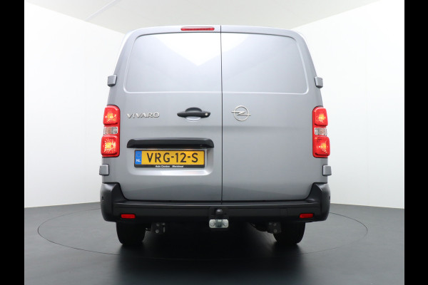 Opel Vivaro 2.0D 145pk 5pers D.C L3.H1 EURO6 Navi Apple-Android Carplay Connected Trekhaak Camera Multi-Media SchuifDeur Betonplex-Vloer PDC Priv.Glass Mistlampen Licht+RegenSensor CruiseControl Uniek lengte 3 !!!! EURO 6  54.000 euro nieuw (inc btw/bpm) Org.NLSe auto 340Nm/2000rpm 2.500kg Trekvermogen!