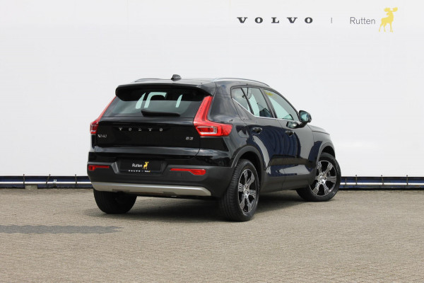 Volvo XC40 B3 163PK Automaat Inscription Panoramisch schuif-kanteldak / Semi elektrisch wegklapbare trekhaak / Adaptieve cruise control / Lederen bekleding / Harman Kardon Audio installatie