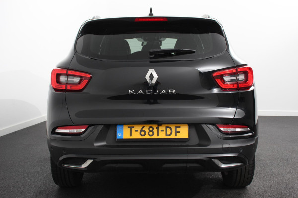 Renault Kadjar 1.3 TCe Black Edition | 160 PK | Navigatie | Camera | Lichtmetalen Velgen | Sportstoelen | Adaptive Cruise Control |