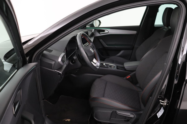 Seat Leon 1.4 TSI eHybrid FR PHEV | Adaptive Cruise | Trekhaak | Stoel & Stuurverwarming | Carplay | Keyless | Park Assist | Navigatie