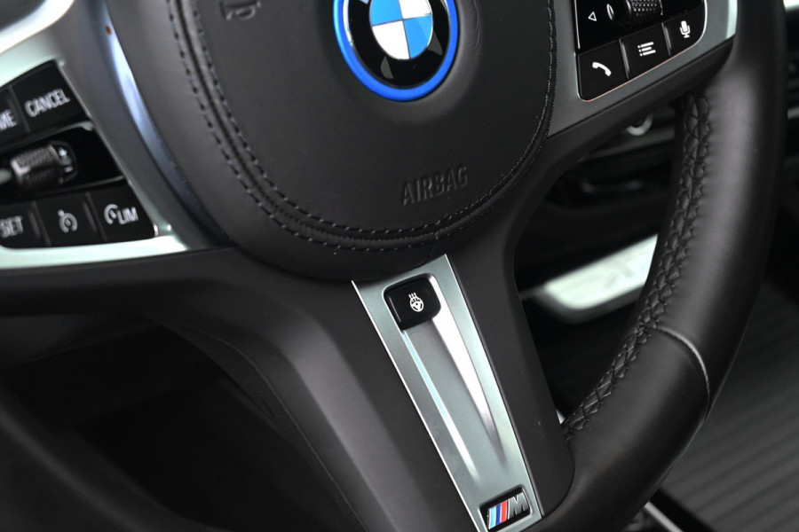 BMW X3 xDrive30e *M-Sport / LED / HIFI / Trekhaak / Gesture Control / Camera / 19 inch*